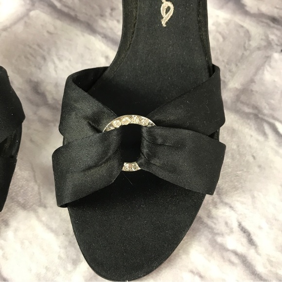 BNWOB Vintage Nina‎ Leather Dorsey Peep Toe Heels - Picture 3 of 11